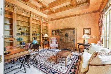 This extraordinary Wexford residence combines timeless on Wexford Golf Club in South Carolina - for sale on GolfHomes.com, golf home, golf lot