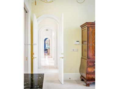 This extraordinary Wexford residence combines timeless on Wexford Golf Club in South Carolina - for sale on GolfHomes.com, golf home, golf lot