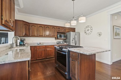 Looking for a beautifully updated condominium in popular Panther on Panther Creek Country Club in Illinois - for sale on GolfHomes.com, golf home, golf lot