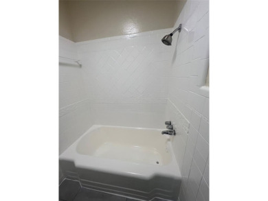 Motivated Seller! Beautiful 3 Bed 2 Bath in Diamond Oaks North
 on Iron Horse Golf Course in Texas - for sale on GolfHomes.com, golf home, golf lot