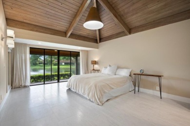 Meticulously renovated 3BR/3BA main home plus detached 1BR/1BA on Palm Beach Polo and Country Club in Florida - for sale on GolfHomes.com, golf home, golf lot