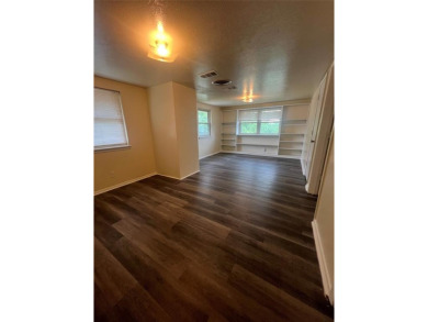 Motivated Seller! Beautiful 3 Bed 2 Bath in Diamond Oaks North
 on Iron Horse Golf Course in Texas - for sale on GolfHomes.com, golf home, golf lot