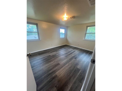 Motivated Seller! Beautiful 3 Bed 2 Bath in Diamond Oaks North
 on Iron Horse Golf Course in Texas - for sale on GolfHomes.com, golf home, golf lot