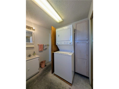 If you have ever dreamed of living in an amazing 55+ resort on on Riverview Golf Course in Arizona - for sale on GolfHomes.com, golf home, golf lot