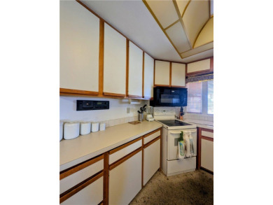 If you have ever dreamed of living in an amazing 55+ resort on on Riverview Golf Course in Arizona - for sale on GolfHomes.com, golf home, golf lot