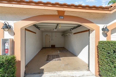 Rarely available garage unit in the Verandas at Cross Creek has on Cross Creek Country Club in Florida - for sale on GolfHomes.com, golf home, golf lot