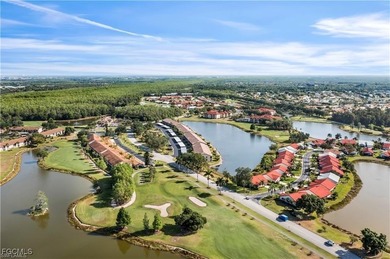 Rarely available garage unit in the Verandas at Cross Creek has on Cross Creek Country Club in Florida - for sale on GolfHomes.com, golf home, golf lot