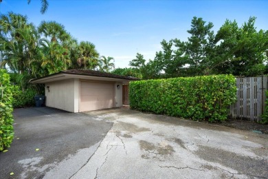 Meticulously renovated 3BR/3BA main home plus detached 1BR/1BA on Palm Beach Polo and Country Club in Florida - for sale on GolfHomes.com, golf home, golf lot