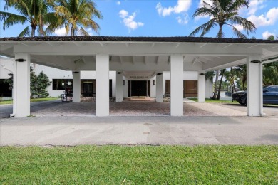 Meticulously renovated 3BR/3BA main home plus detached 1BR/1BA on Palm Beach Polo and Country Club in Florida - for sale on GolfHomes.com, golf home, golf lot