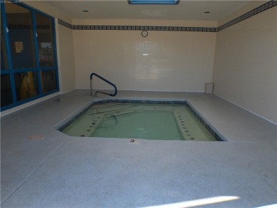If you have ever dreamed of living in an amazing 55+ resort on on Riverview Golf Course in Arizona - for sale on GolfHomes.com, golf home, golf lot