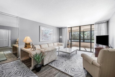 Newly Updated 2-bedroom/2-bathroom condo in the desirable and on The Country Club At Boca Raton in Florida - for sale on GolfHomes.com, golf home, golf lot