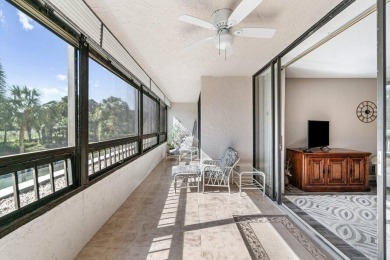 Newly Updated 2-bedroom/2-bathroom condo in the desirable and on The Country Club At Boca Raton in Florida - for sale on GolfHomes.com, golf home, golf lot