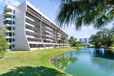 Newly Updated 2-bedroom/2-bathroom condo in the desirable and on The Country Club At Boca Raton in Florida - for sale on GolfHomes.com, golf home, golf lot