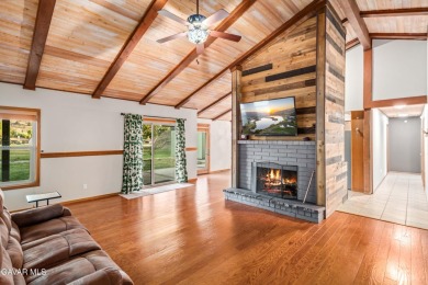 ***LIVE BEAUTIFULLY*** Welcome to this charming 3-bedroom on Oak Tree Country Club in California - for sale on GolfHomes.com, golf home, golf lot