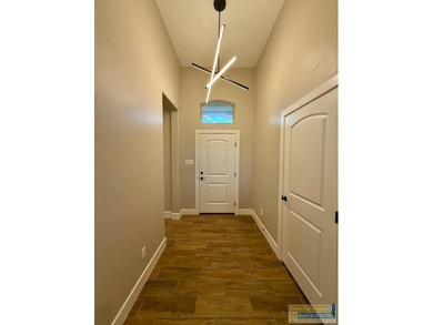 Beautiful home at SPI Golf Community! Features 3 bedrooms, 2 on South Padre Island Golf Club in Texas - for sale on GolfHomes.com, golf home, golf lot