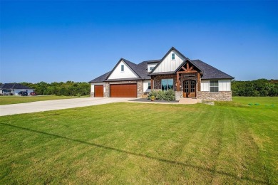 Gorgeous 2023 custom built modern farm house in the gated on White Bluff Resort - Old Course in Texas - for sale on GolfHomes.com, golf home, golf lot