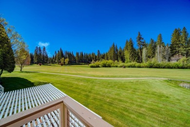 WOW! This prized turnkey townhome is located on the Plumas Pines on Plumas Pines Golf Resort in California - for sale on GolfHomes.com, golf home, golf lot