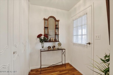 Welcome to this move-in ready attached end-unit located in the on Leisure Village East in New Jersey - for sale on GolfHomes.com, golf home, golf lot