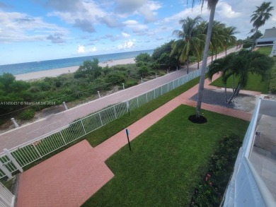 NEW OCEANFRONT LISTING: 5601 Collins Ave, SW end-unit PENTHOUSE on La Gorce Country Club in Florida - for sale on GolfHomes.com, golf home, golf lot