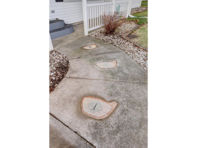 One-owner LOVED 3-bedroom, 2-bathroom home on the GOLF COURSE on Country Greens Golf Course in Iowa - for sale on GolfHomes.com, golf home, golf lot