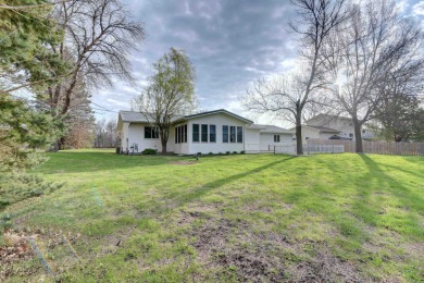 One-owner LOVED 3-bedroom, 2-bathroom home on the GOLF COURSE on Country Greens Golf Course in Iowa - for sale on GolfHomes.com, golf home, golf lot