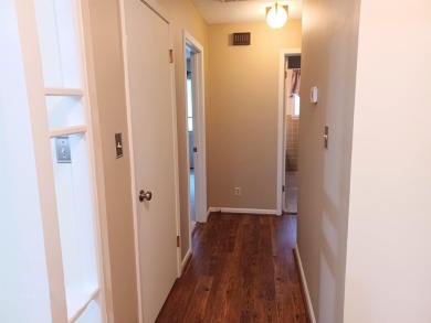 Beautifully remodeled 2-bedroom 2 bath home. Quaint 55 and older on Cedar Glade Golf Course in Arkansas - for sale on GolfHomes.com, golf home, golf lot