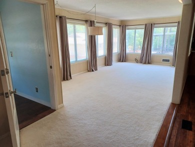Beautifully remodeled 2-bedroom 2 bath home. Quaint 55 and older on Cedar Glade Golf Course in Arkansas - for sale on GolfHomes.com, golf home, golf lot