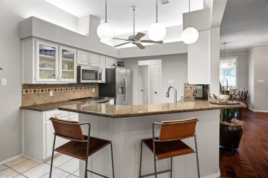 A lovely, comfortable 3-2-2 home with golf cart space in an on Pecan Plantation Country Club in Texas - for sale on GolfHomes.com, golf home, golf lot