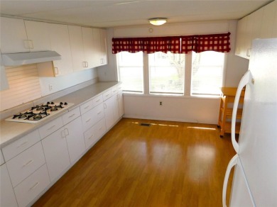 Although this is a charming 2-Bedroom, 1.5-Bath Single Wide in on Betmar Acres Golf Club in Florida - for sale on GolfHomes.com, golf home, golf lot