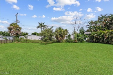Turnkey Renovated Gem in the Heart of the McGregor Corridor - on Fort Myers Country Club in Florida - for sale on GolfHomes.com, golf home, golf lot