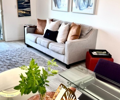 Stunning Second Floor Condo in the Heart of Scottsdale! on The Phoenician  in Arizona - for sale on GolfHomes.com, golf home, golf lot