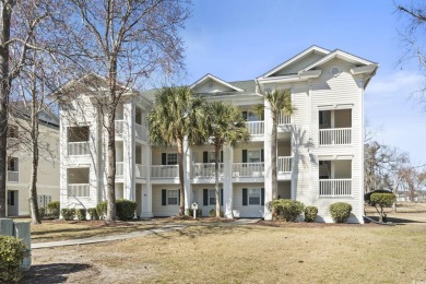 Bring your toothbrush, this turn-key, fully furnished, move in on  in South Carolina - for sale on GolfHomes.com, golf home, golf lot