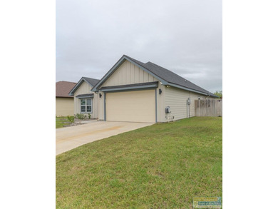 Freshly painted and ready for its new owners.  This pristinely on South Padre Island Golf Club in Texas - for sale on GolfHomes.com, golf home, golf lot