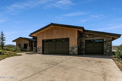 FOR LEASE FOR WINTER: 3-5 Month Rental!! This fully furnished on Talisker Club At Tuhaye in Utah - for sale on GolfHomes.com, golf home, golf lot