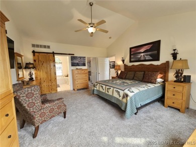 WELCOME TO SUNRISE RIDGE AT THE LAKE! Nestled in the well known on The Oaks Golf Course in Missouri - for sale on GolfHomes.com, golf home, golf lot