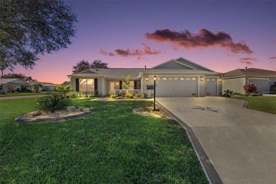 Under contract-accepting backup offers. Charming 3 Bedroom, 2 on The Links of Spruce Creek in Florida - for sale on GolfHomes.com, golf home, golf lot