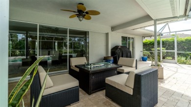 Finally, an updated POOL home in the NON-DEED RESTRICTED on Palm Aire Country Club of Sarasota in Florida - for sale on GolfHomes.com, golf home, golf lot