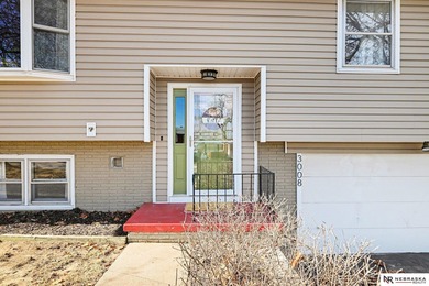 Gillian Hanus, M: , gillian,   - PRE-INSPECTED, super clean and on Warren Swigart Municipal Golf Course in Nebraska - for sale on GolfHomes.com, golf home, golf lot