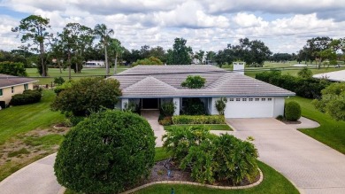 Finally, an updated POOL home in the NON-DEED RESTRICTED on Palm Aire Country Club of Sarasota in Florida - for sale on GolfHomes.com, golf home, golf lot