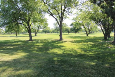 This Residence located on the 18th fairway of Glenwoodie Golf on Glenwoodie Golf Course in Illinois - for sale on GolfHomes.com, golf home, golf lot