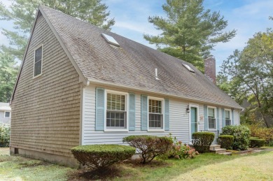 Sweet and spacious Cape style home! Located within the heart of on Cotuit Highground Golf Course in Massachusetts - for sale on GolfHomes.com, golf home, golf lot