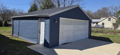 Investor special directly across from Ingersoll Golf Course! on Ingersoll Golf Course and Learning Links in Illinois - for sale on GolfHomes.com, golf home, golf lot
