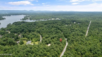 If you're looking for space, flexibility, and a peaceful on Lake Tansi Village Country Club in Tennessee - for sale on GolfHomes.com, golf home, golf lot