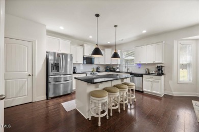 Motivated Seller - Discover the blend of comfort, space, and on The Neuse Golf Club in North Carolina - for sale on GolfHomes.com, golf home, golf lot