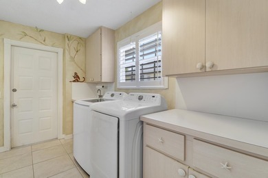 New roof 2023! Sought after 2 bedroom plus 190 square foot on The Golf Club of Jupiter in Florida - for sale on GolfHomes.com, golf home, golf lot