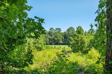 Nestled right on Killearn Golf Course! This charming 3-bedroom on Killearn Country Club and Inn in Florida - for sale on GolfHomes.com, golf home, golf lot