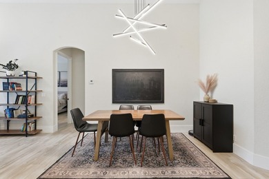 Natural Beauty! Corner lot - This 3/2/2 split plan is ready for on Ironhorse Country Club in Florida - for sale on GolfHomes.com, golf home, golf lot