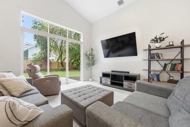 Natural Beauty! Corner lot - This 3/2/2 split plan is ready for on Ironhorse Country Club in Florida - for sale on GolfHomes.com, golf home, golf lot