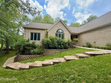 Golf Course Views, Timeless Charm  Room to Grow!

Set on the #2 on Heatherhurst Golf Course in Tennessee - for sale on GolfHomes.com, golf home, golf lot