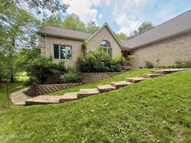 Golf Course Views, Timeless Charm  Room to Grow!

Set on the #2 on Heatherhurst Golf Course in Tennessee - for sale on GolfHomes.com, golf home, golf lot